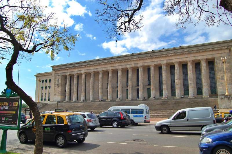 Faculdade de Direito da Universidade de Buenos Aires - Argentina - Am