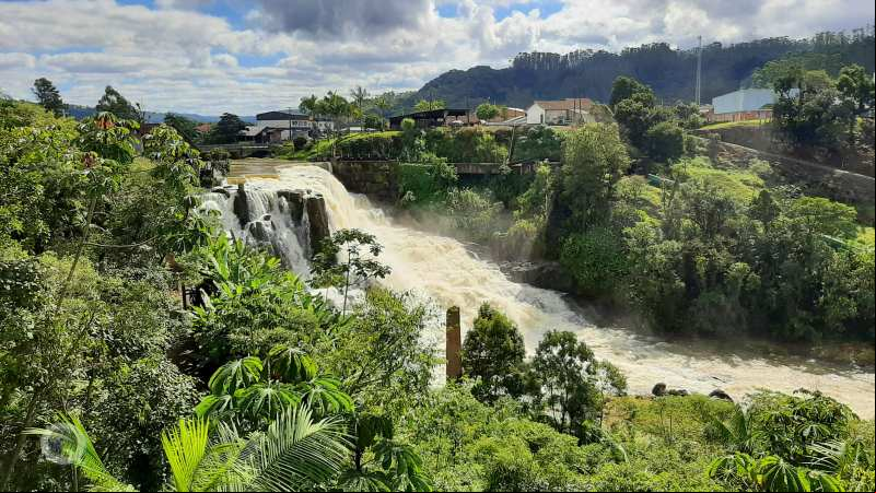 Cascata Salto Donner - Doutor Pedrinho - Vale Europeu Catarinense - Estado de Santa Catarina - Regi